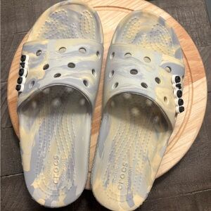 CROCS Classic Marbled Gray Blue and Cream Sole Sandals Feminine Girly